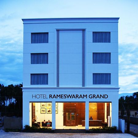 Hotel Rameswaram Grand Екстериор снимка