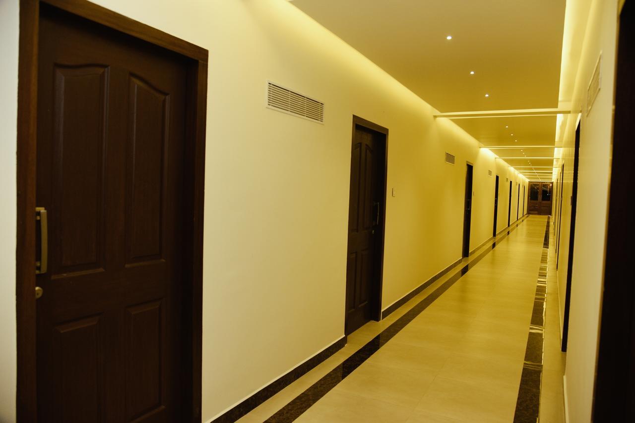 Hotel Rameswaram Grand Екстериор снимка