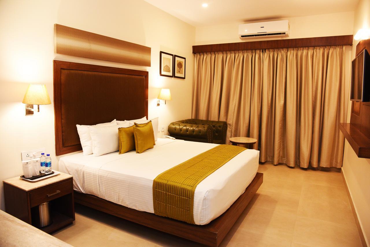 Hotel Rameswaram Grand Екстериор снимка